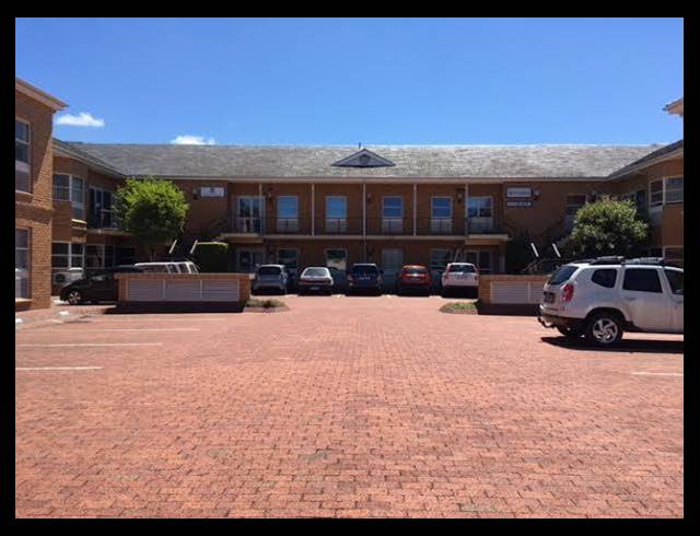 224M² OFFICE TO LET IN PINELANDS